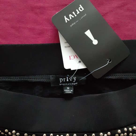 PRIVY Dancing Queen Silver Studded Black Skirt, Size ; Medium - New with Tags! - Picture 4 of 4